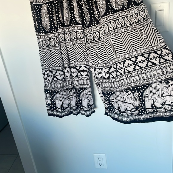 Flowy pants - Picture 2 of 3